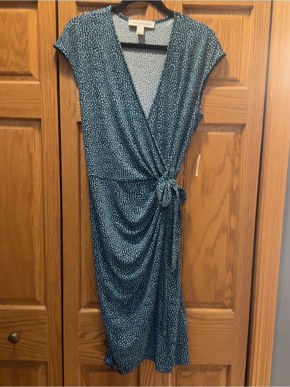 Amazon Essentials Wrap Dress L Teal Blue Print Cap Sleeve Midi